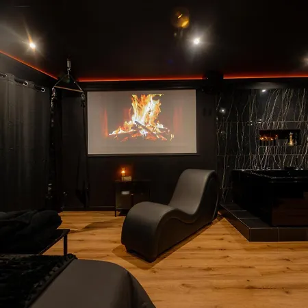 Appartement Secret I I