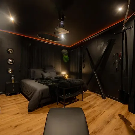 Infinityroom I Secret I I Apartman *