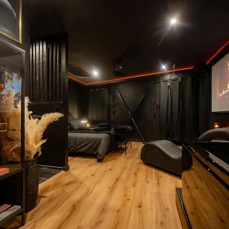 Appartement Secret I I