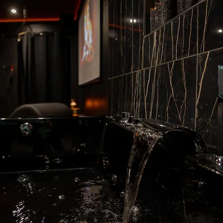 Infinityroom I Secret I I Apartman